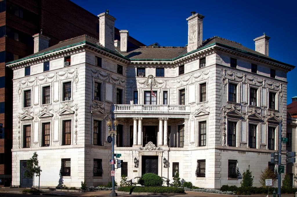 The elegant architecture of the Patterson House typifies the style of many buildings found in nearby Woodley Park.